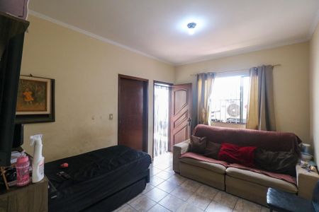 Casa à venda com 227m², 1 quarto e 2 vagasEdícula