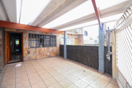 Casa à venda com 120m², 2 quartos e 2 vagasGaragem