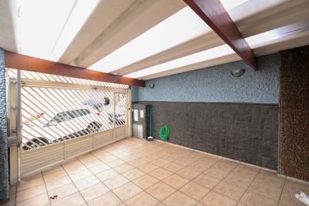 Casa à venda com 120m², 2 quartos e 2 vagasGaragem