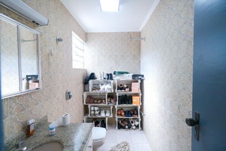 Casa à venda com 120m², 2 quartos e 2 vagasBanheiro 2