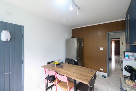 Casa à venda com 120m², 2 quartos e 2 vagasCozinha