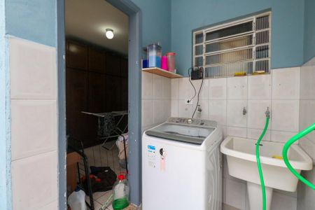 Casa à venda com 120m², 2 quartos e 2 vagasQuintal e Área de Serviço