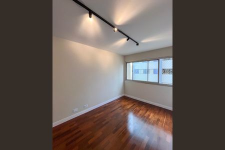Apartamento para alugar com 75m², 3 quartos e 1 vagaSala