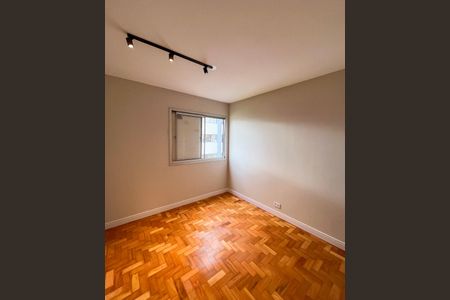 Apartamento para alugar com 75m², 3 quartos e 1 vagaQuarto 2