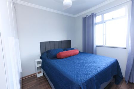 Apartamento à venda com 2 quartos, 48m² em Jardim Vera Cruz, Contagem