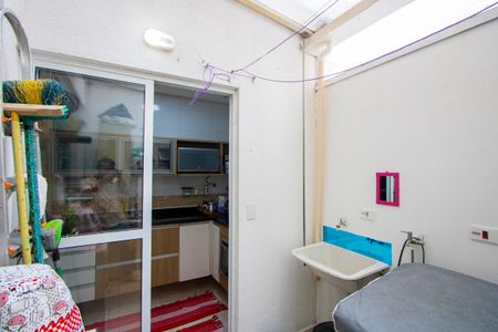 Apartamento à venda com 50m², 2 quartos e 1 vaga Apartamento à venda com 50m², 2 quartos e 1 vagaÁrea de serviço