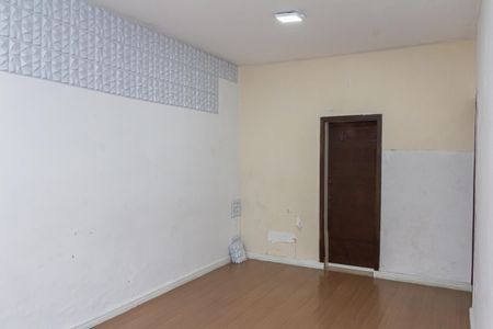 Sala de casa para alugar com 2 quartos, 200m² em Campo Grande, Rio de Janeiro