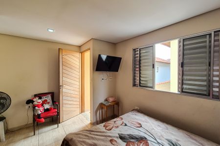 Casa à venda com 156m², 2 quartos e 2 vagasEdícula - Quarto 2