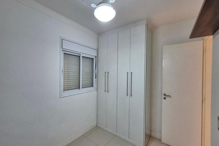 Apartamento à venda com 69m², 3 quartos e 2 vagasQuarto 2 