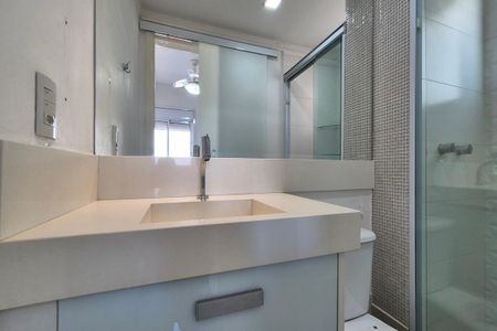 Apartamento à venda com 69m², 3 quartos e 2 vagasBanheiro da Suíte