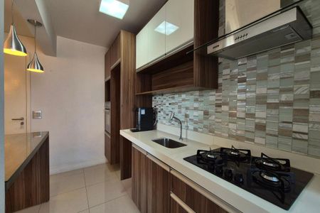 Apartamento à venda com 69m², 3 quartos e 2 vagasCozinha 