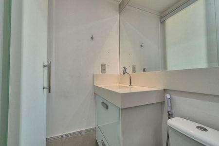 Apartamento à venda com 69m², 3 quartos e 2 vagasBanheiro da Suíte