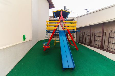 Casa de condomínio à venda com 70m², 2 quartos e 1 vagaÁrea comum - Playground