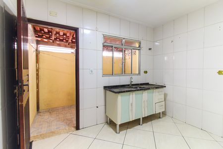 Casa de condomínio à venda com 70m², 2 quartos e 1 vagaCozinha