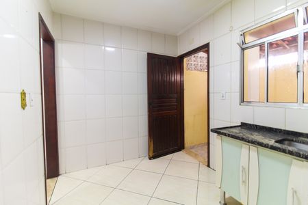 Casa de condomínio à venda com 70m², 2 quartos e 1 vagaCozinha