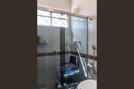 Casa à venda com 777m², 4 quartos e 2 vagasApartamento 1 - Banheiro da Suíte