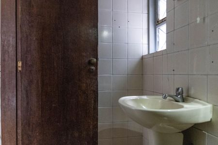 Casa à venda com 777m², 4 quartos e 2 vagasApartamento 2 - Banheiro