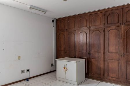Casa à venda com 777m², 4 quartos e 2 vagasApartamento 2 - Suíte