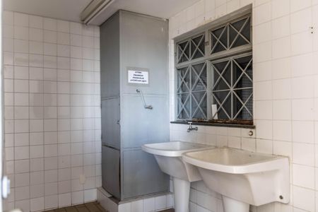 Casa à venda com 777m², 4 quartos e 2 vagasApartamento 2 - Área de Serviço