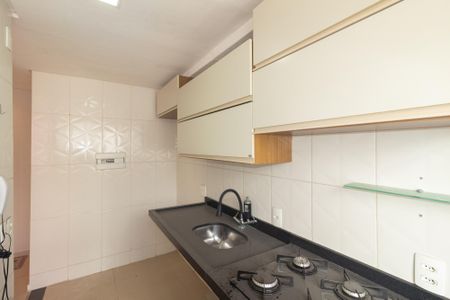 Apartamento para alugar com 42m², 2 quartos e sem vagaCozinha e Área de Serviço