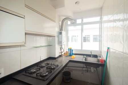 Apartamento para alugar com 42m², 2 quartos e sem vagaCozinha e Área de Serviço