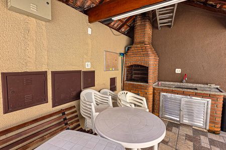 Casa de condomínio para alugar com 130m², 3 quartos e 3 vagasÁrea comum - Churrasqueira