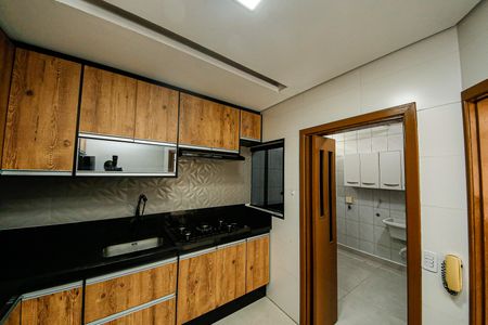 Cozinha de casa de condomínio para alugar com 3 quartos, 130m² em Vila Prudente, São Paulo
