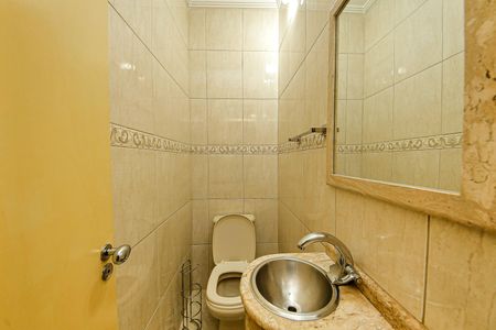 Lavabo de casa de condomínio para alugar com 3 quartos, 130m² em Vila Prudente, São Paulo
