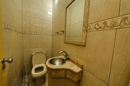 Lavabo de casa de condomínio para alugar com 3 quartos, 130m² em Vila Prudente, São Paulo
