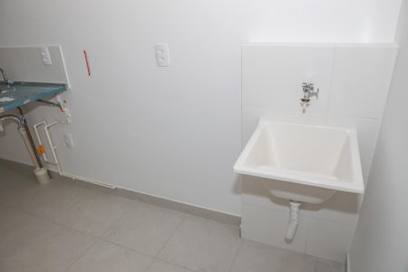 Apartamento para alugar com 34m², 2 quartos e sem vagaCozinha e Área de Serviço
