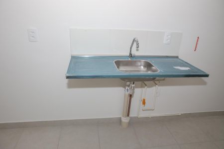 Apartamento para alugar com 34m², 2 quartos e sem vagaCozinha e Área de Serviço