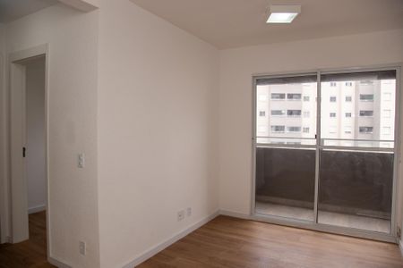Sala de apartamento à venda com 2 quartos, 45m² em Jardim São Luís, São Paulo