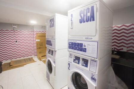 Apartamento à venda com 45m², 2 quartos e 1 vaga Apartamento à venda com 45m², 2 quartos e 1 vagaLavanderia