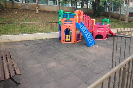 Apartamento à venda com 45m², 2 quartos e 1 vagaÁrea comum - Playground