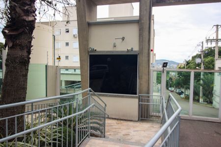 Apartamento à venda com 45m², 2 quartos e 1 vagaFachada e portaria