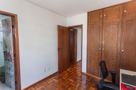 Apartamento à venda com 92m², 2 quartos e 1 vagaSuíte