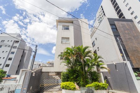 Apartamento à venda com 92m², 2 quartos e 1 vagaFachada