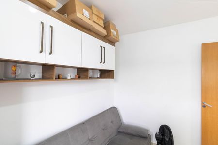 Quarto 1 de apartamento para alugar com 2 quartos, 40m² em Paciência, Rio de Janeiro