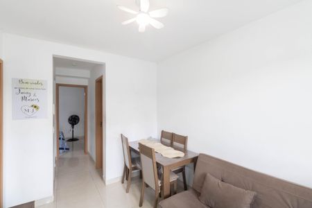 Sala de apartamento para alugar com 2 quartos, 40m² em Paciência, Rio de Janeiro