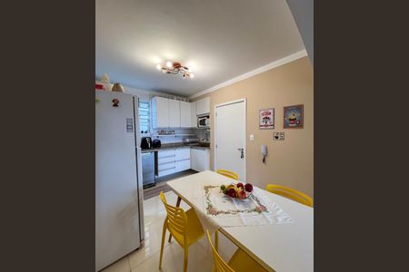 Apartamento à venda com 83m², 4 quartos e 1 vagaSala de Jantar