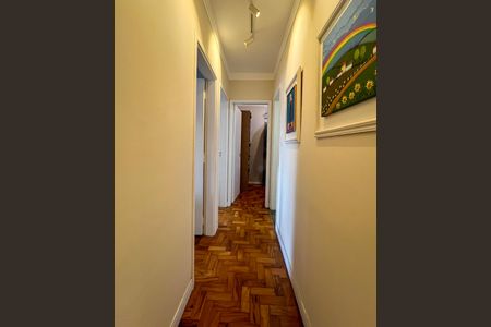 Apartamento à venda com 83m², 4 quartos e 1 vagaCorredor