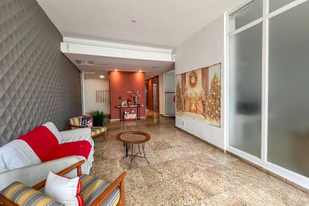 Apartamento à venda com 83m², 4 quartos e 1 vagaHall social