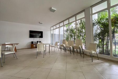 Apartamento à venda com 83m², 4 quartos e 1 vagaÁrea comum - Salão de festas