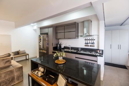 Apartamento à venda com 90m², 2 quartos e 2 vagas Apartamento à venda com 90m², 2 quartos e 2 vagasCozinha
