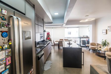 Apartamento à venda com 90m², 2 quartos e 2 vagas Apartamento à venda com 90m², 2 quartos e 2 vagasCozinha