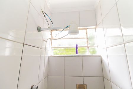 Casa para alugar com 120m², 2 quartos e 1 vaga Casa para alugar com 120m², 2 quartos e 1 vagaBanheiro