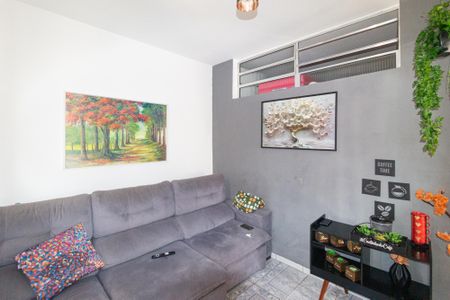 Casa à venda com 243m², 6 quartos e 3 vagasSala