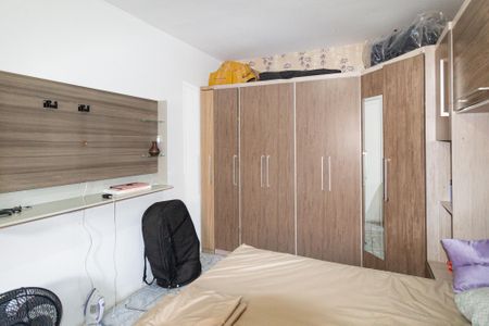 Casa à venda com 243m², 6 quartos e 3 vagasQuarto 2