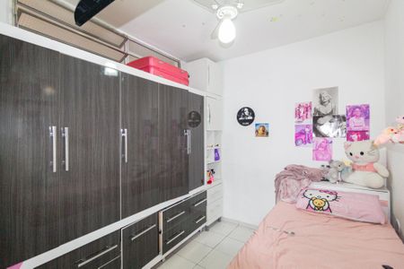 Casa à venda com 243m², 6 quartos e 3 vagasQuarto 1