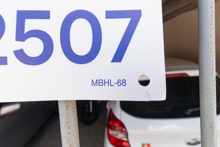 Casa à venda com 243m², 6 quartos e 3 vagasPlaca MBHL-68